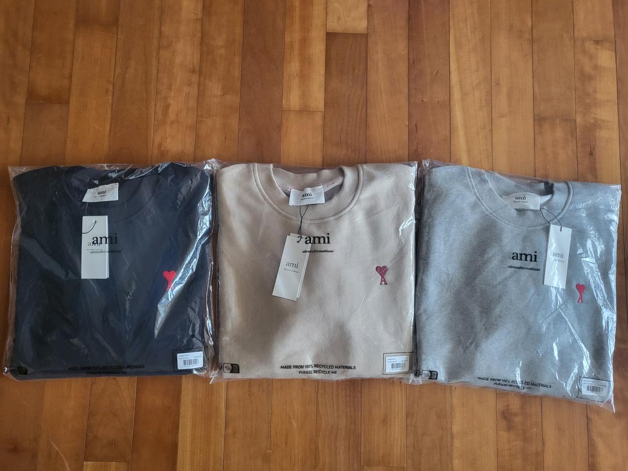 아미 AMI 하트맨투맨