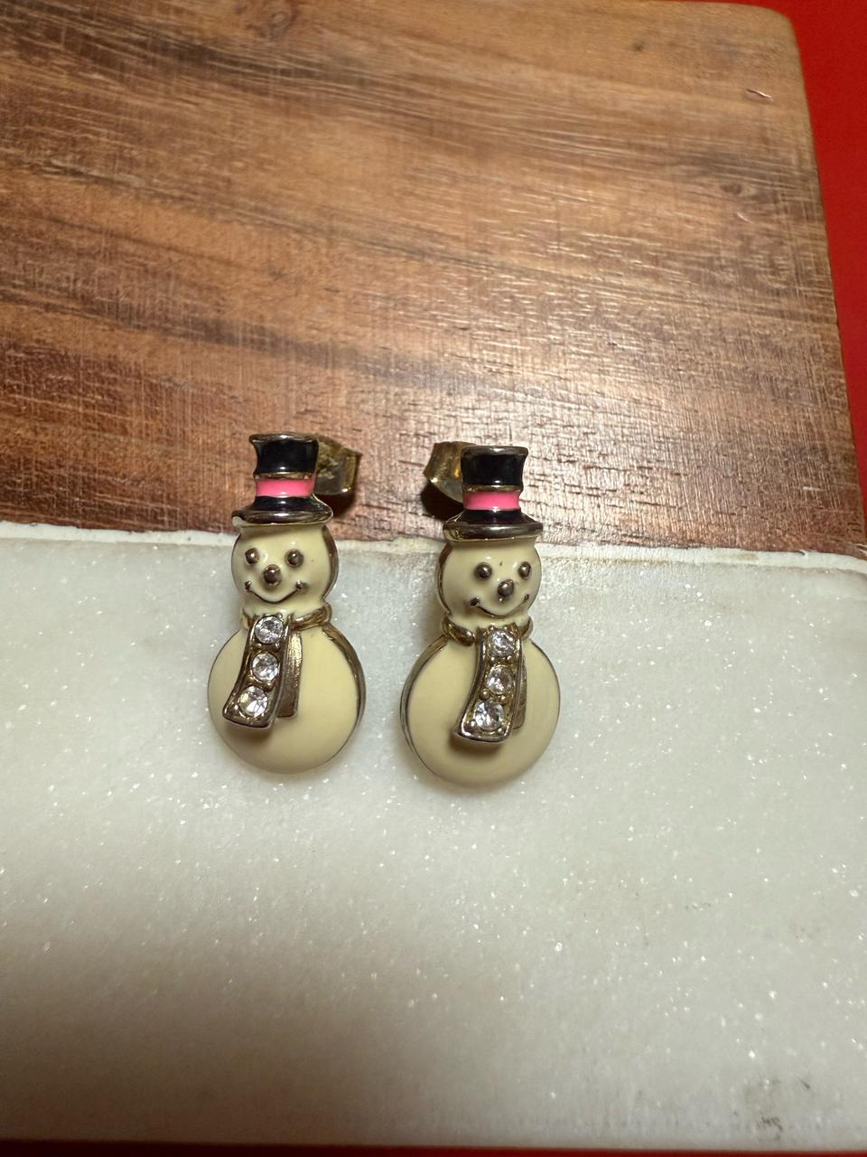 스노우맨 에나멜 귀걸이