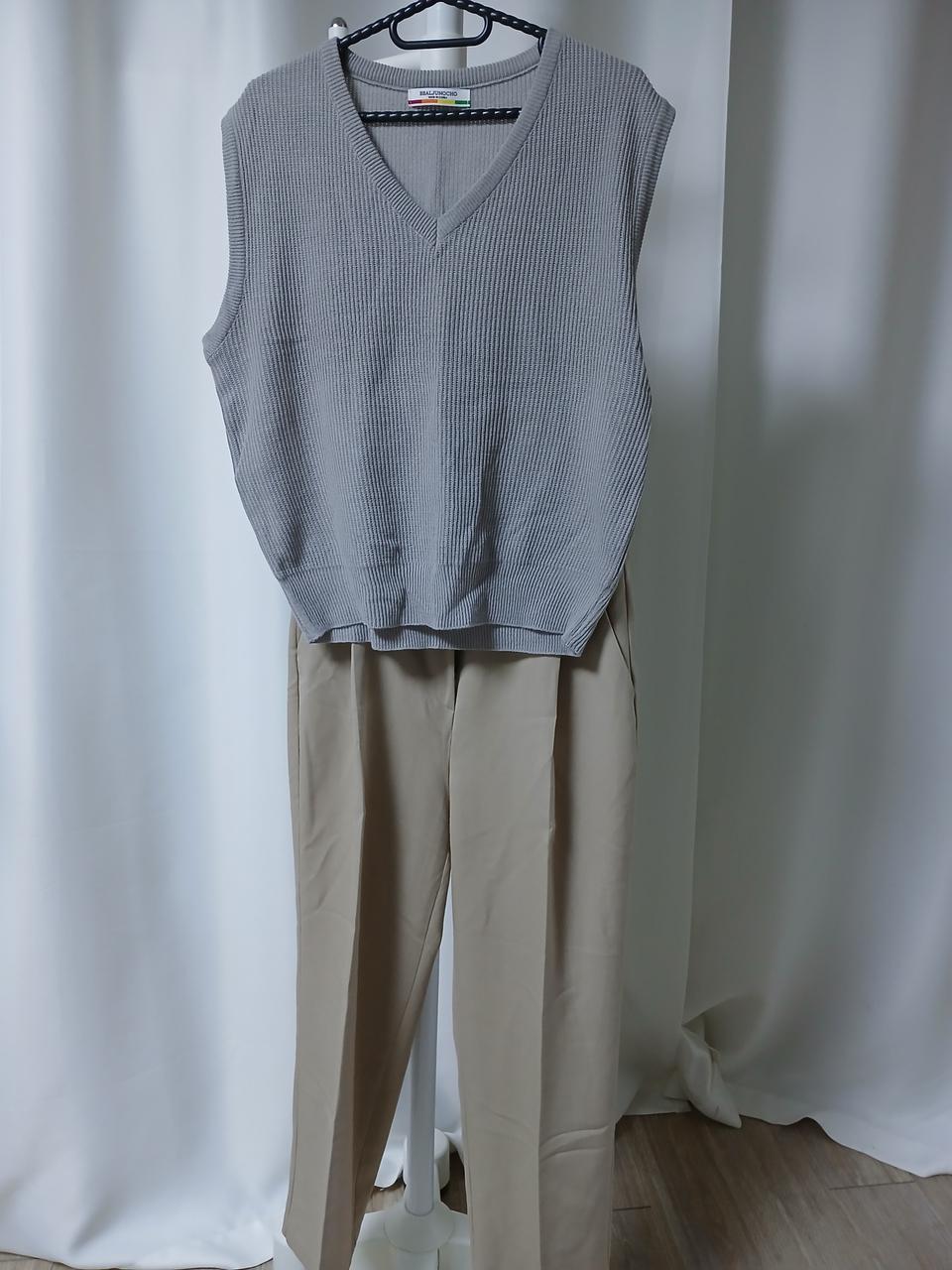 니트2장 베이지 슬랙스 라지 일괄