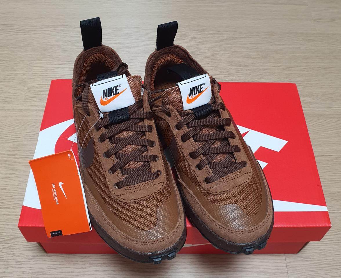 나이키 톰삭스 브라운 220사이즈 새제품 13만원