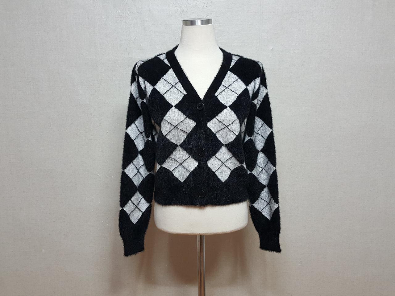 미착용)아가일 여성 숏 니트 가디건 55-55반