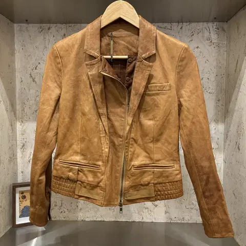 dvf 다이앤본퍼스텐버그 가죽자켓