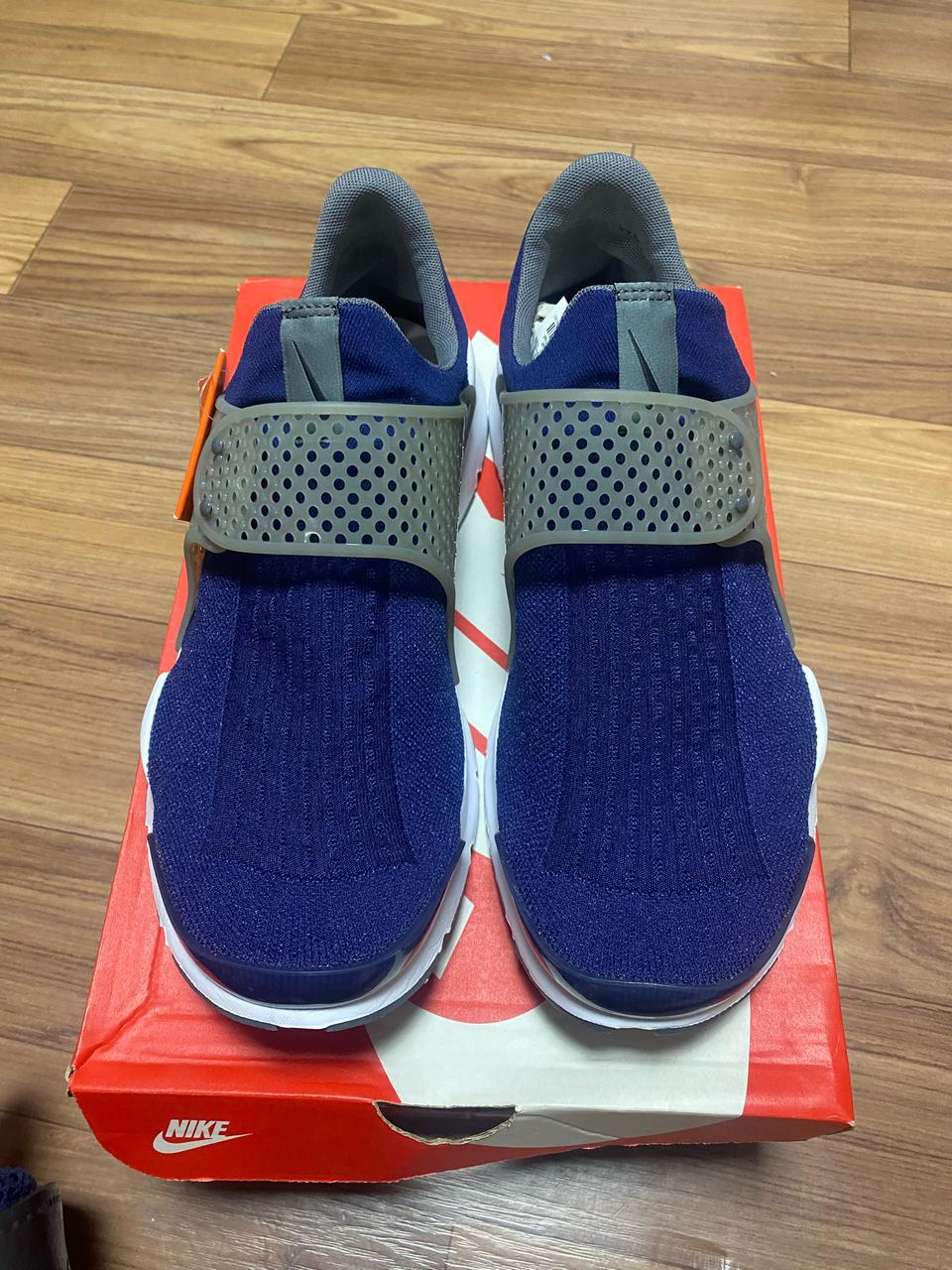 나이키 NIKE 삭다트 네이비(819686-401)