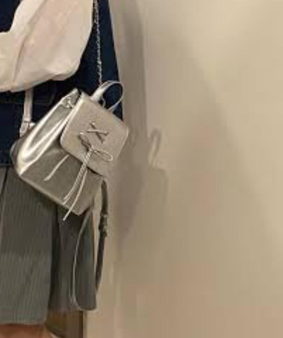 체인 미니 백팩 실버 리본 아일렛 스트링가방 Y2k