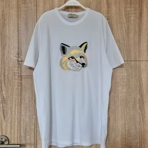 메종키츠네 반팔티 L