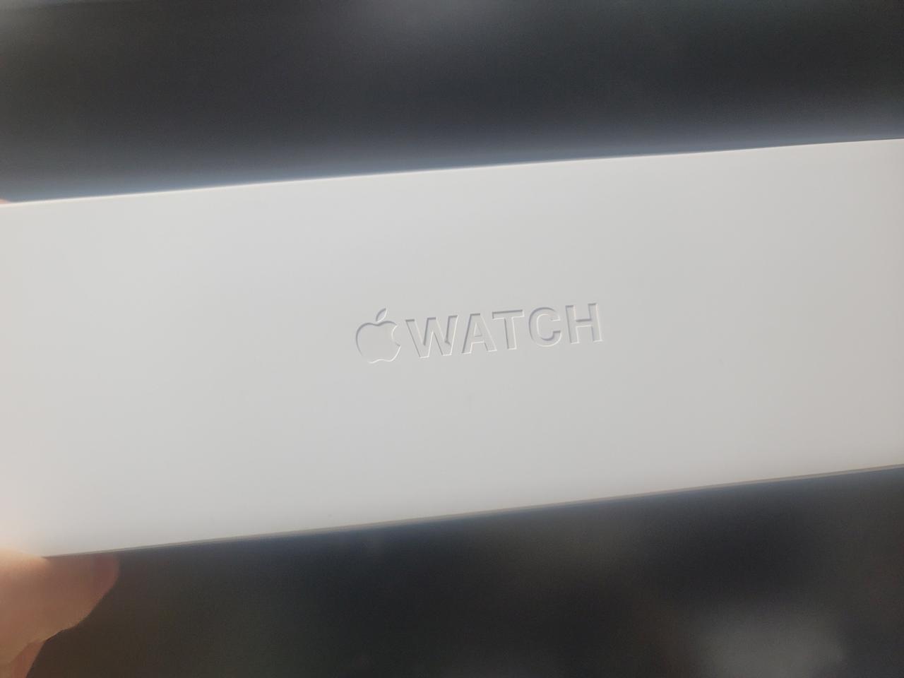 애플워치 10 42mm 실버 미개봉 팝니다