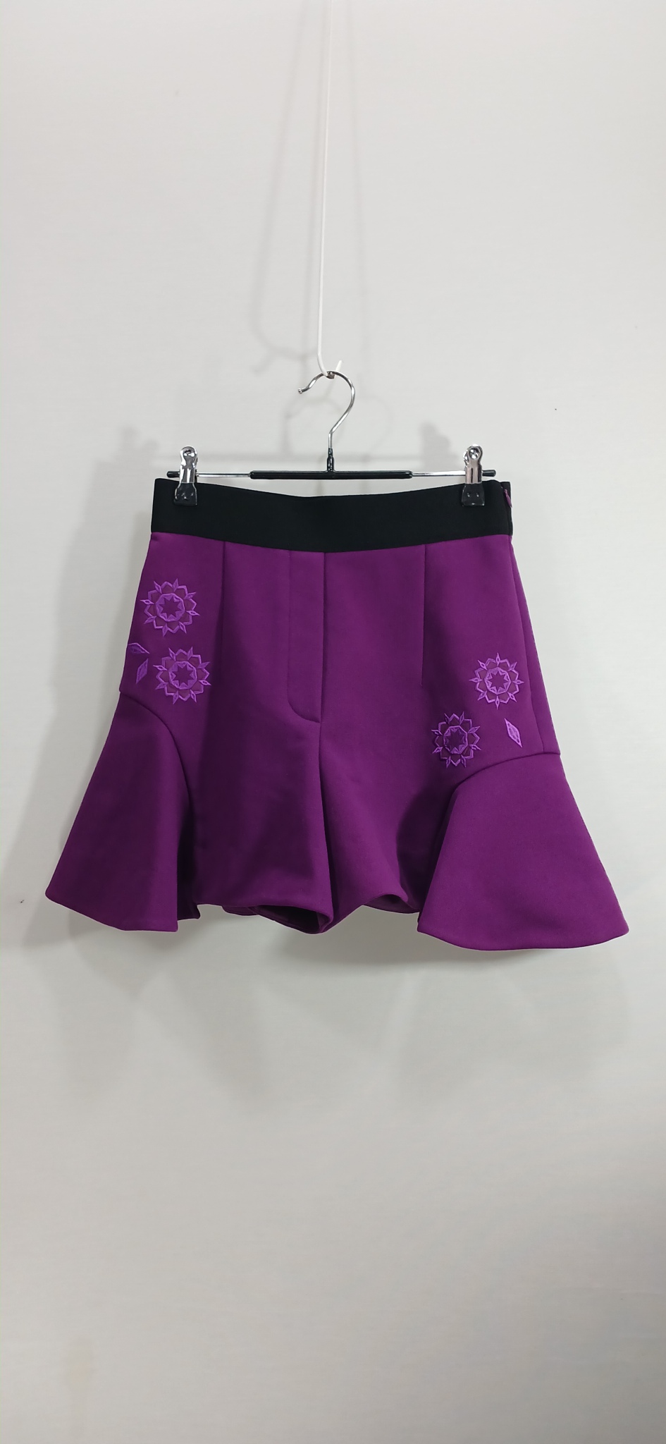 럭키슈에뜨 반바지