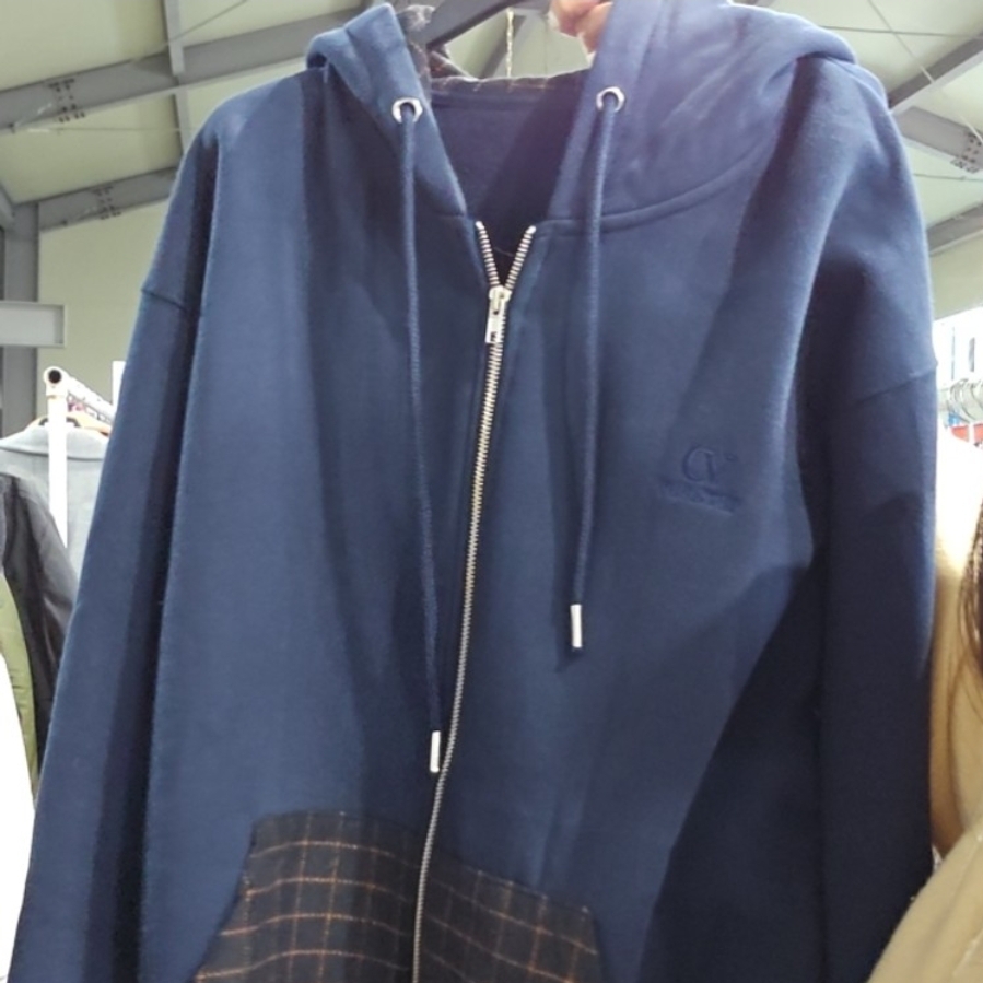 (오늘만무료배송)(새상품)퍼스텝무신사기모후드집업.기모후드집업.