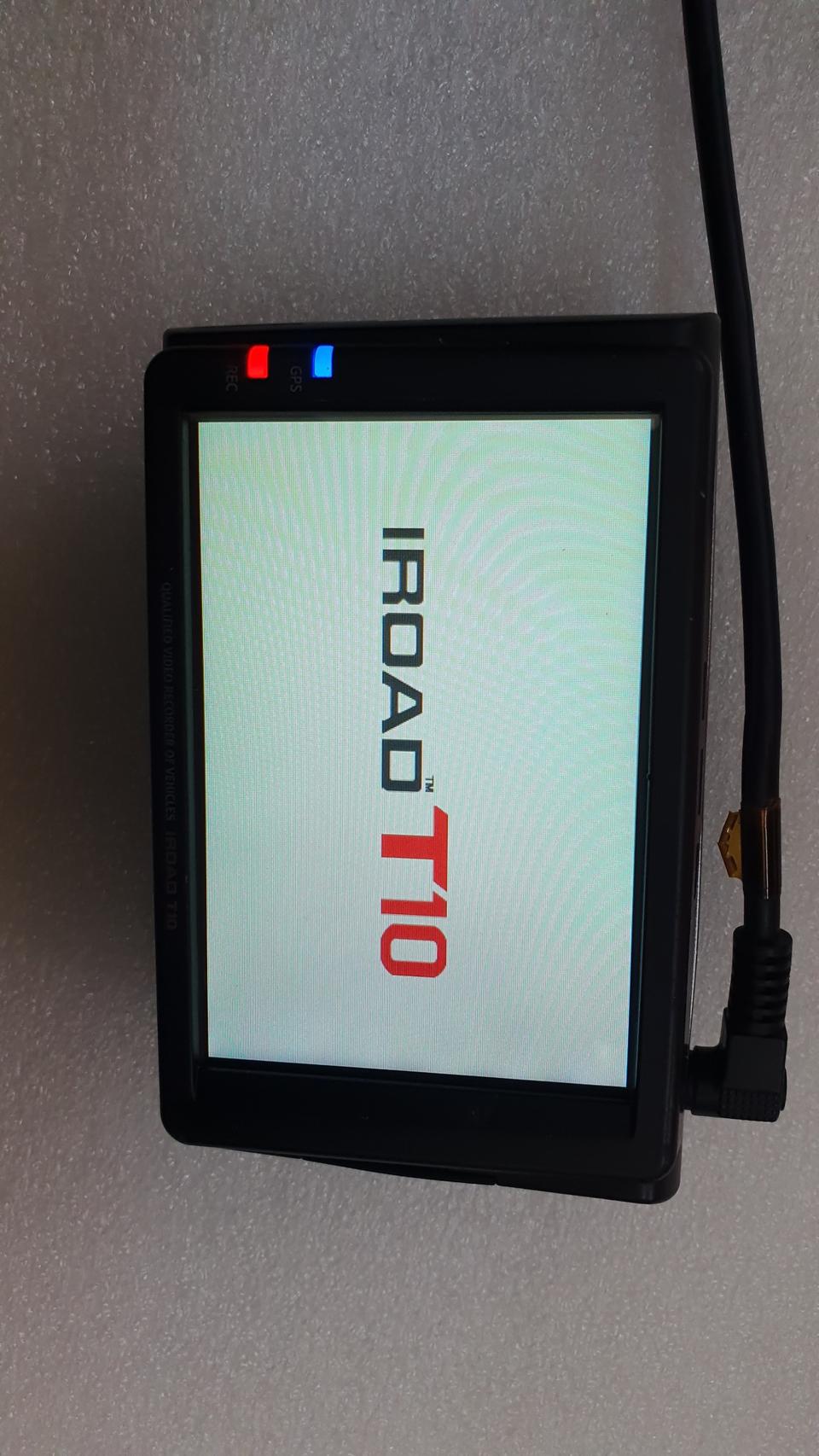 아이로드 IROAD T10  블랙박스 수리한 중고제품.