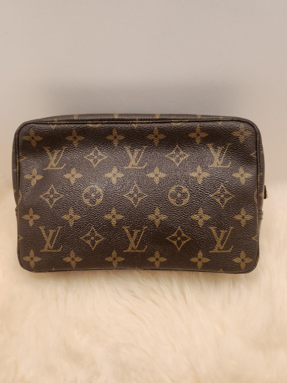 루이비통 모노그램 클러치(정품)