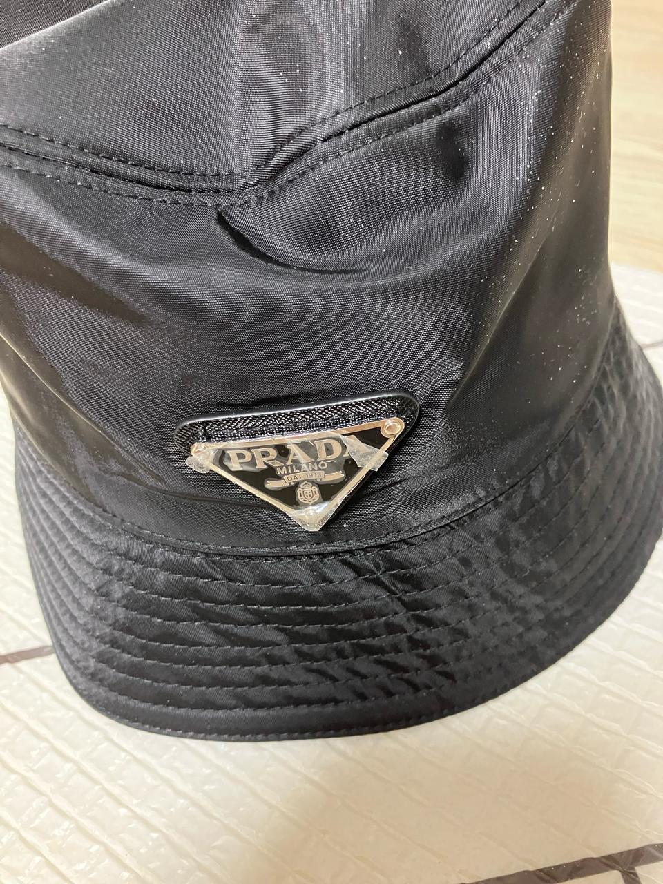 프라다 버킷햇 벙거지 모자