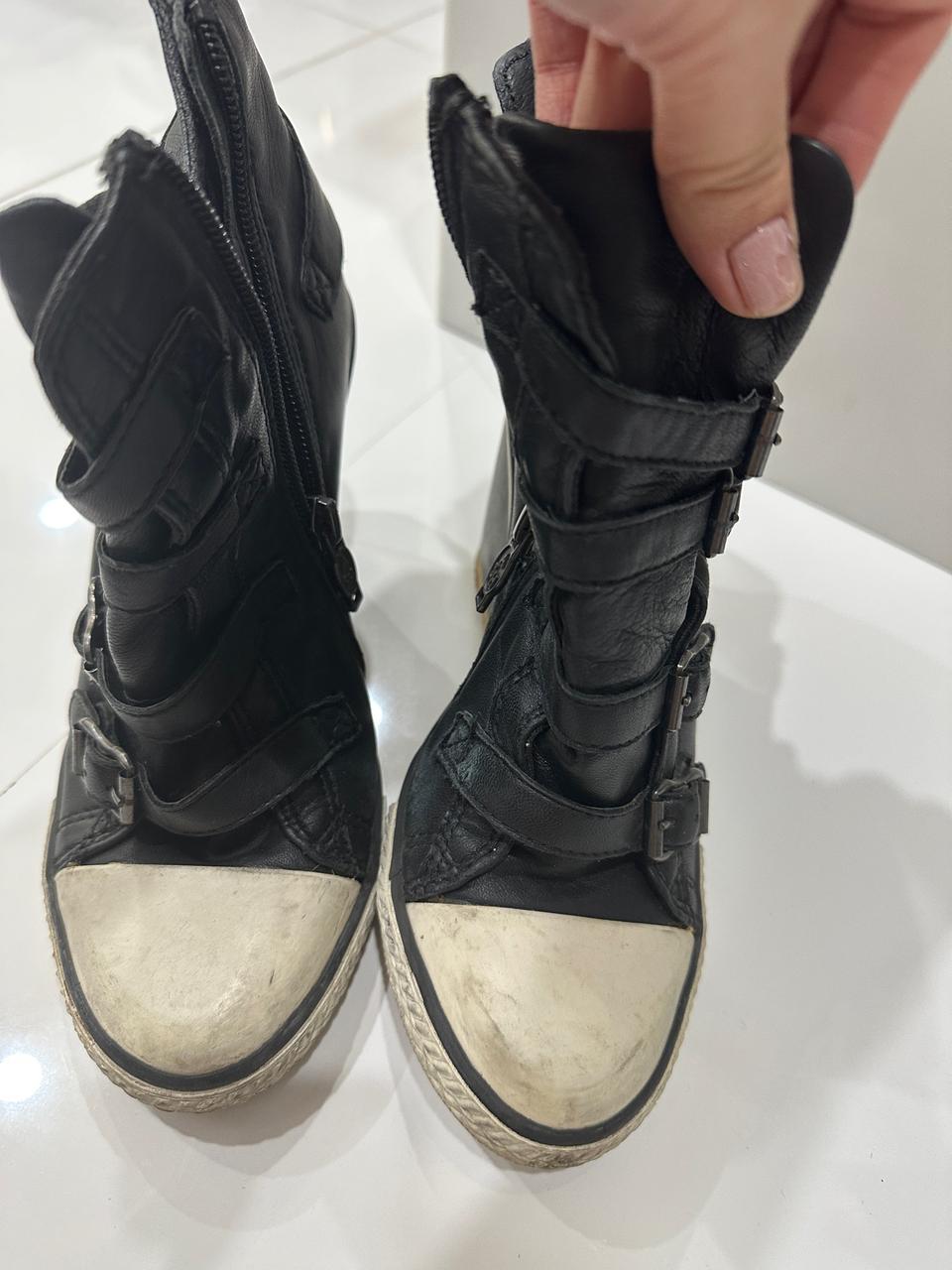 에쉬 고소영 스니커즈