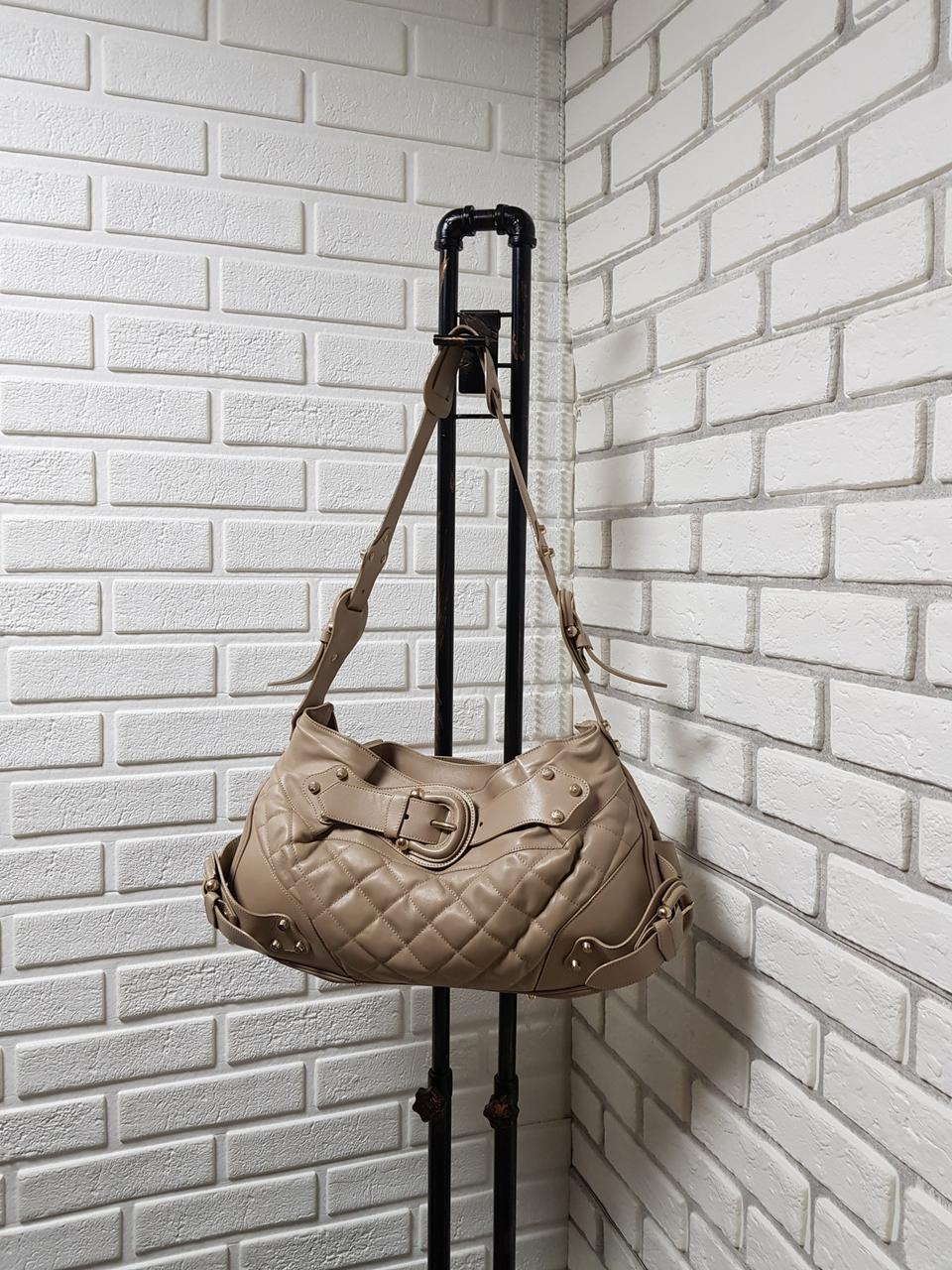 [정품] 버버리 퀼팅 레더 숄더백