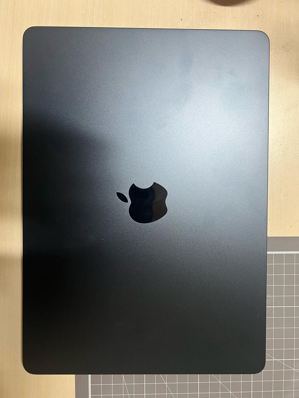 맥북에어 M2 13인치(SSD256 RAM16)