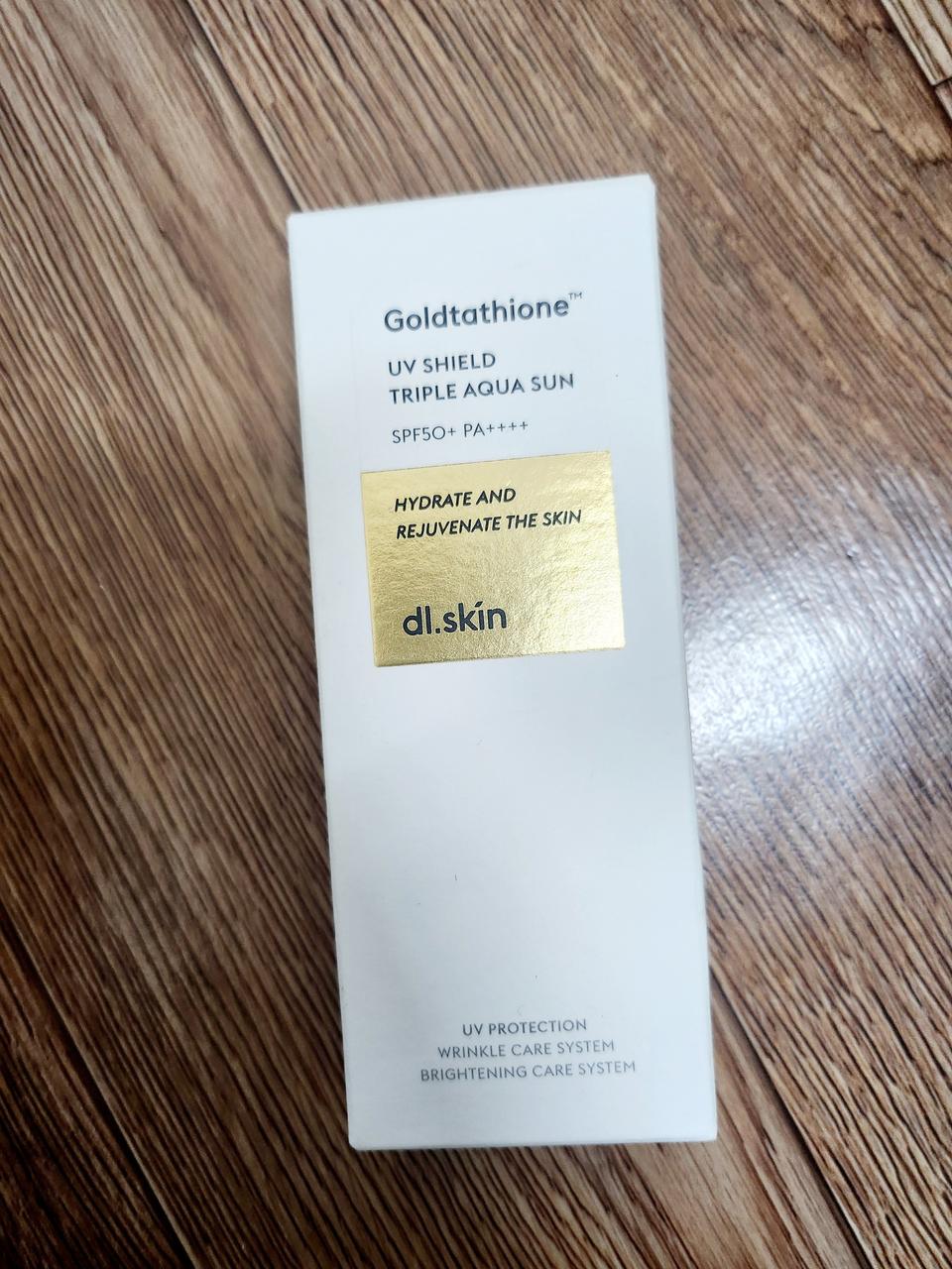 디엘스킨 골드타치온 아쿠아선세럼