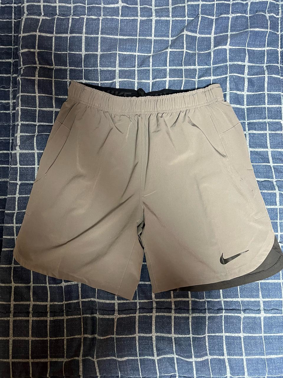 나이키 우븐 쇼츠 (반바지)