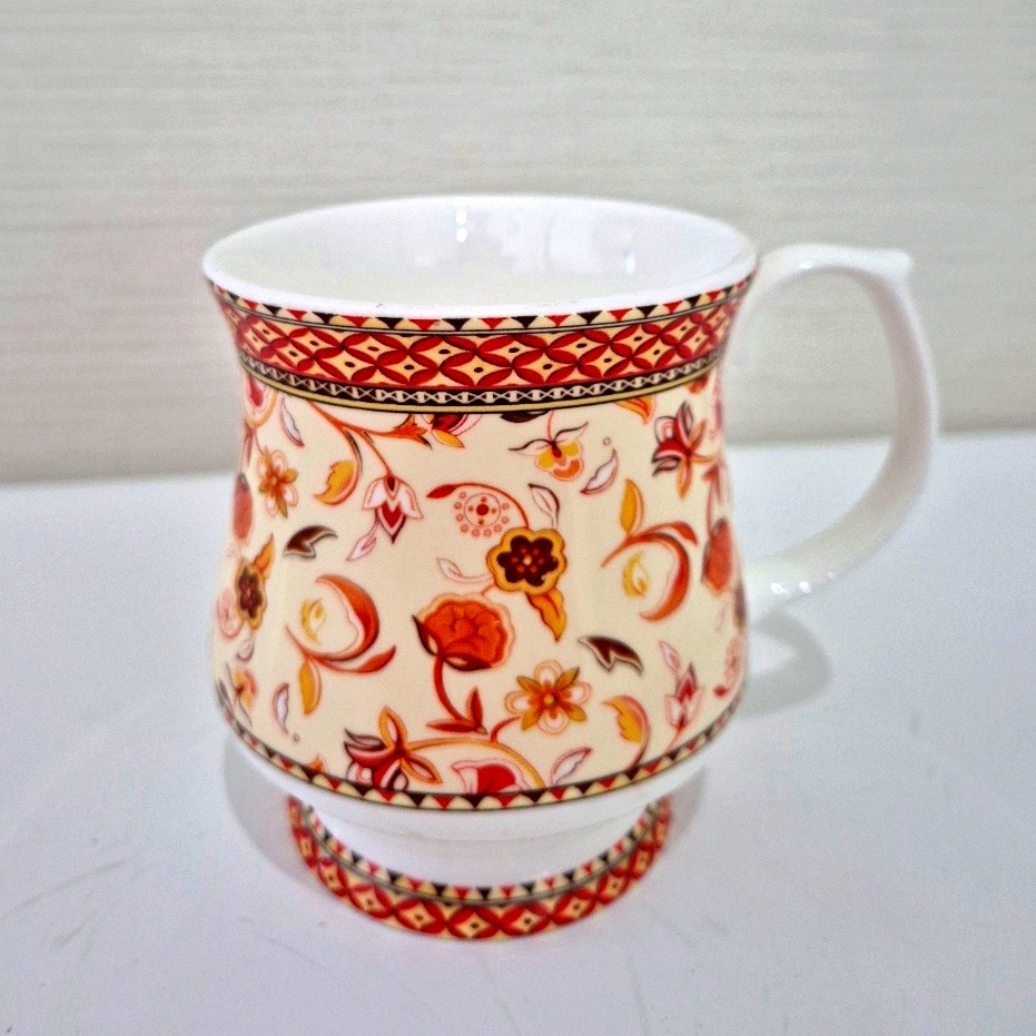 퀸즈 파인 본 차이나 자이푸르 샌드 커피 머그잔