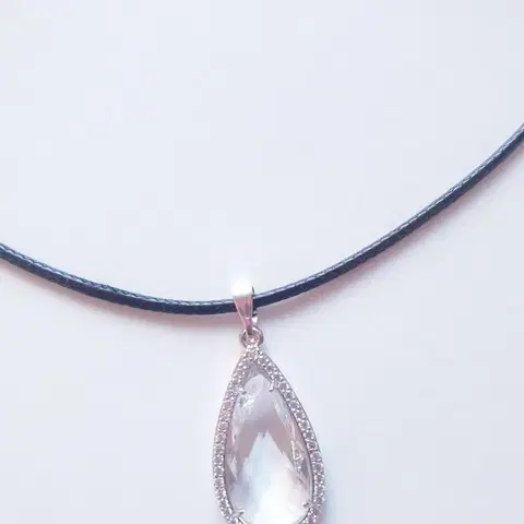지르고니아 물방울 펜던트