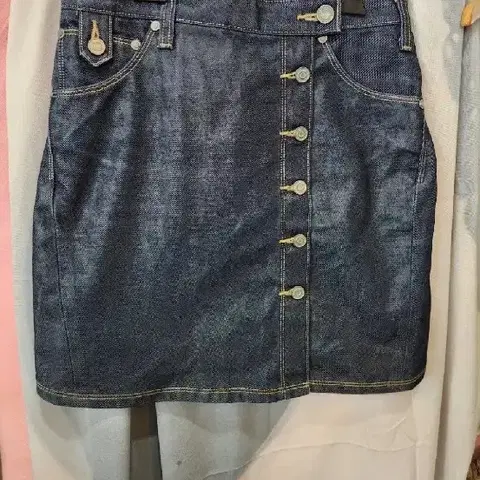 리바이스 엔지니어드 청치마