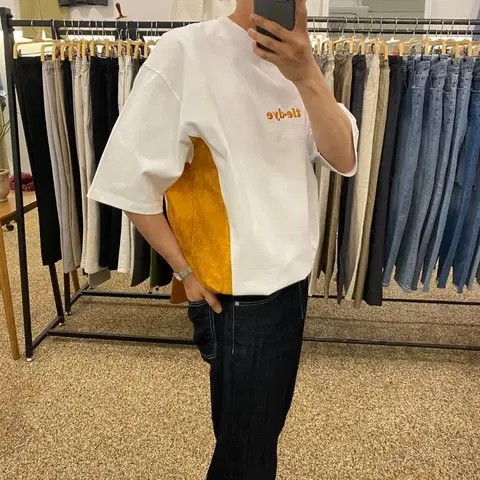 <새상품>(고퀄/국산)물나염 배색 자수 오버핏 반팔 티셔츠