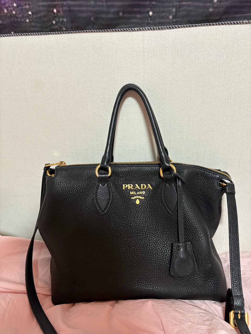 프라다 다이노 숄더백정품(컨디션좋음)