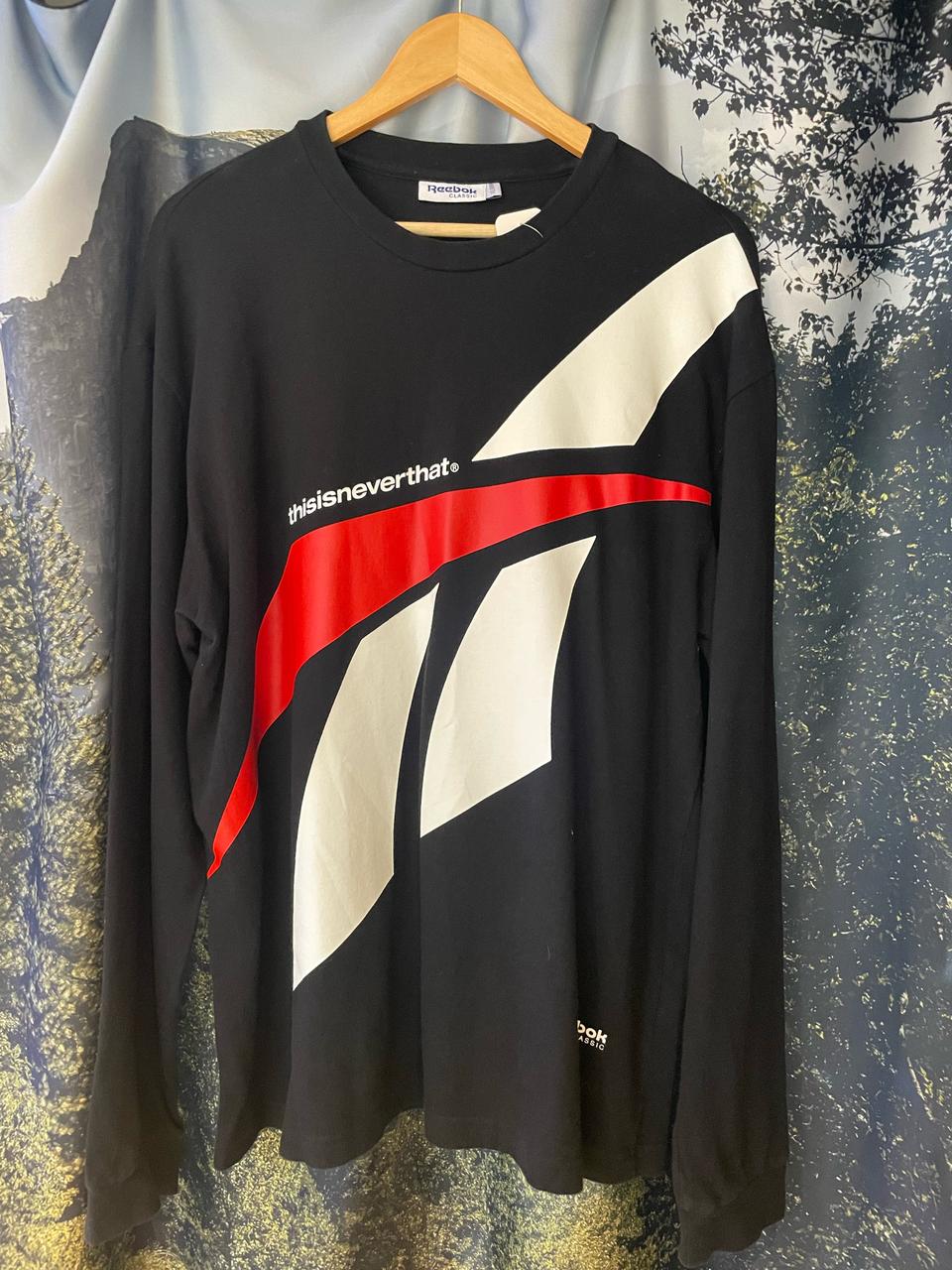 디스이즈네버댓x리복 CL 롱슬리브-블랙 공용