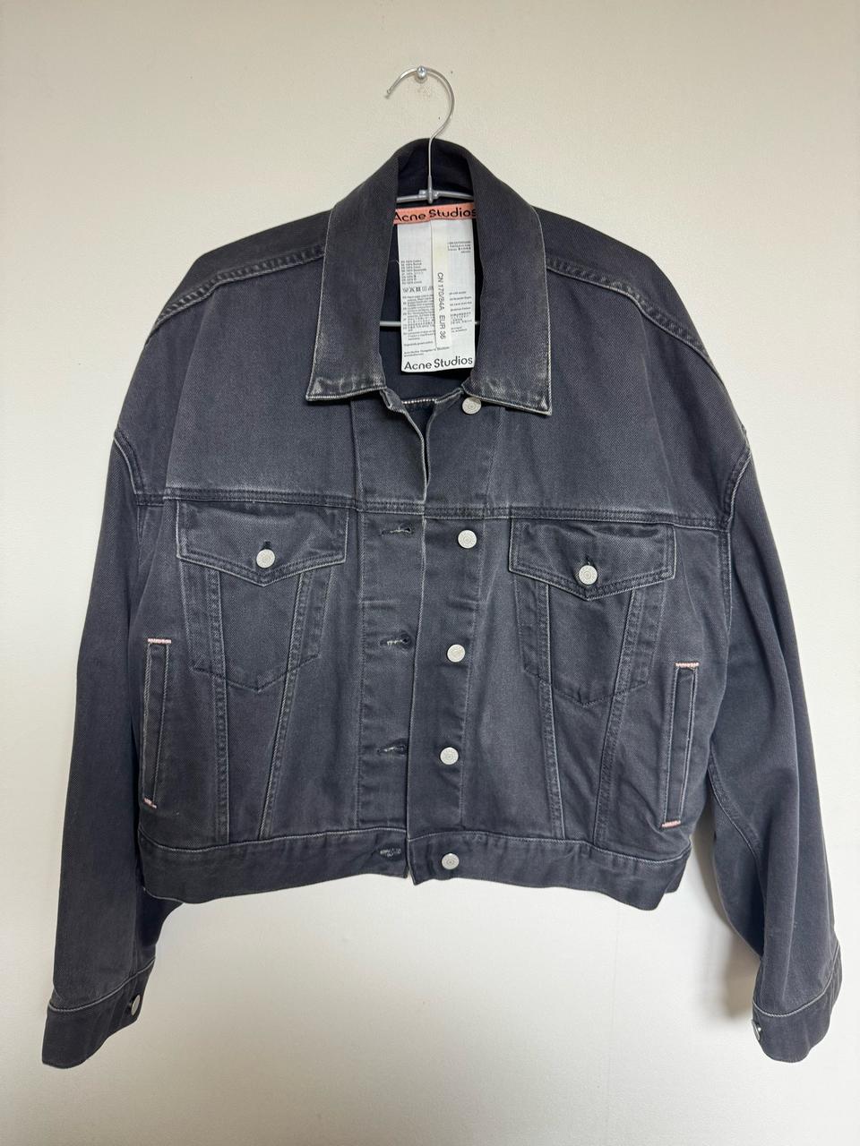 아크네 스튜디오 크롭 오버핏 데님 재킷(Dark Grey,EU36)