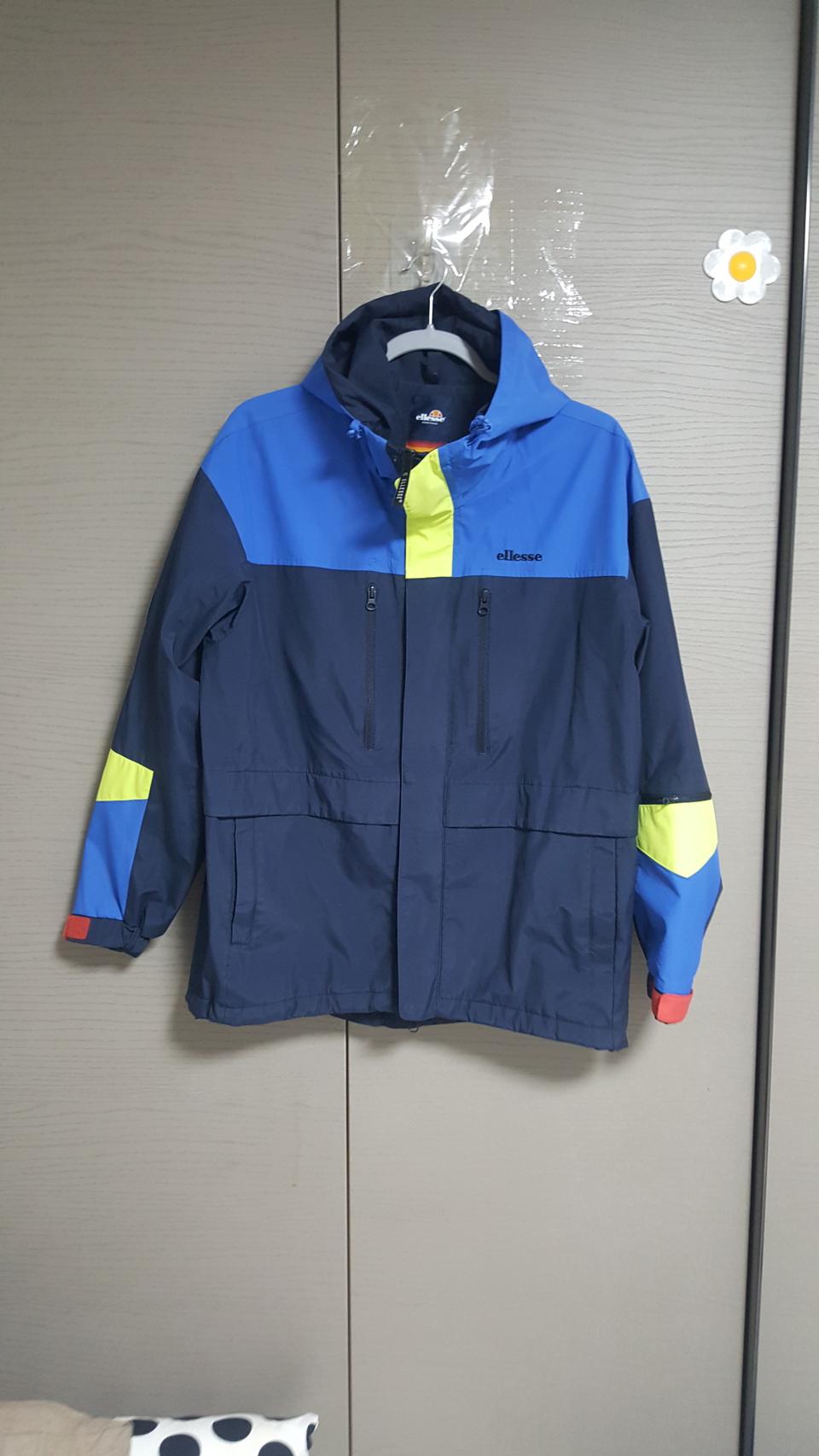 엘레세집업점퍼