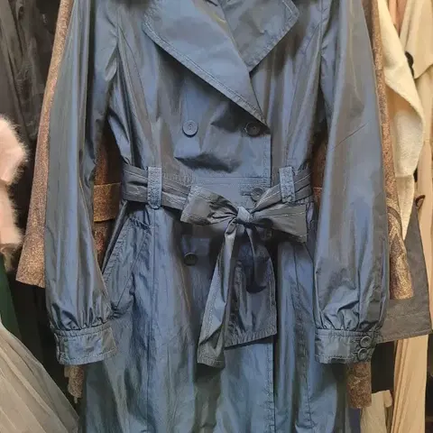 더데이 투톤 트렌치코트 66