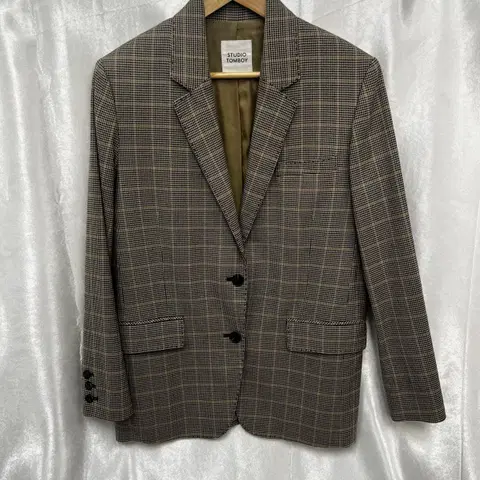 스튜디오톰보이 여성 블레이져 자켓 사이즈55 80 팝니다