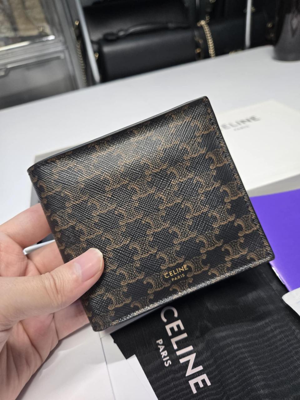 [정품]셀린느 트리오페 반지갑