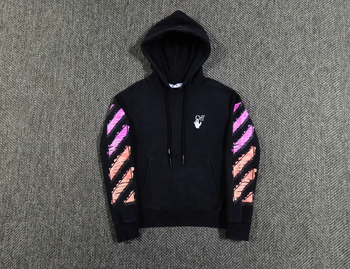 QR 오프화이트 마커 에로우 후드티