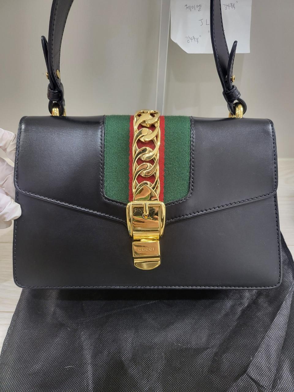 정품 구찌 실비백 블랙 스몰 S급