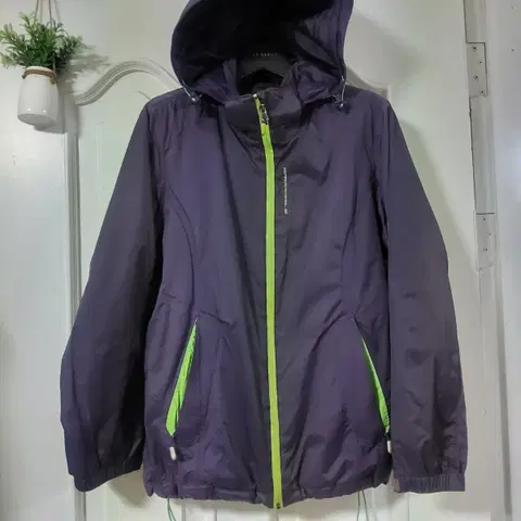 크로커다일 여성 바람막이 자켓 등산 점퍼 잠바 여자 95