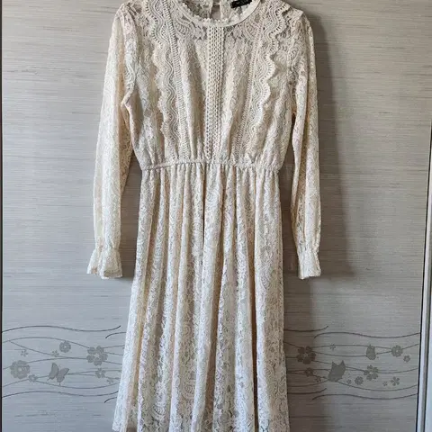 buru&judy 레이스 롱원피스 프리사이즈 거의새옷