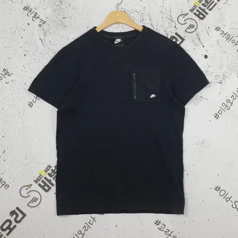 나이키 NIKE 포켓 반팔 티 빈티지 블랙 S 1000082