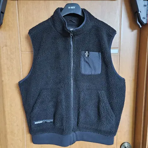 널디 NERDY 블랙 조끼 베스트 L사이즈