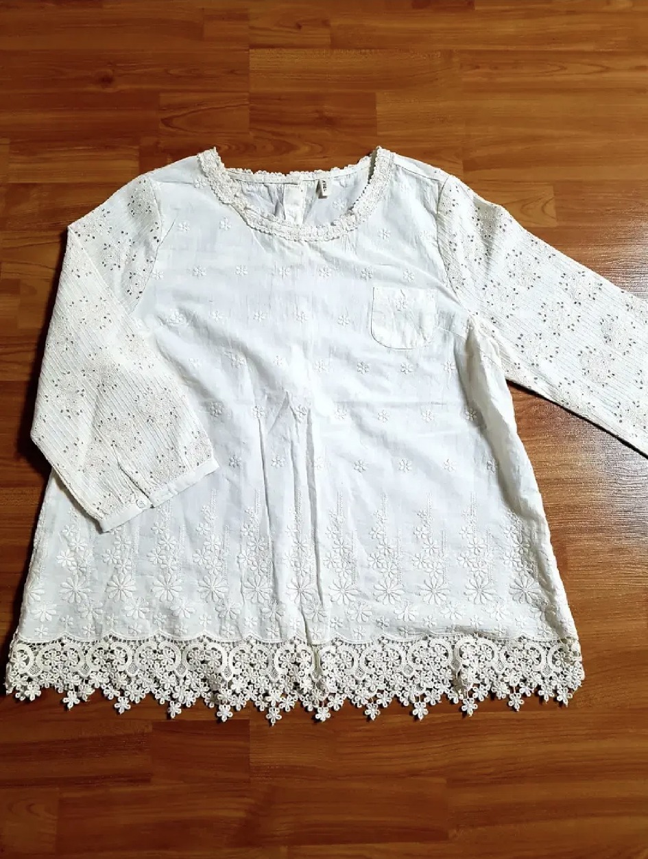 더엘 자수레이스 블라우스