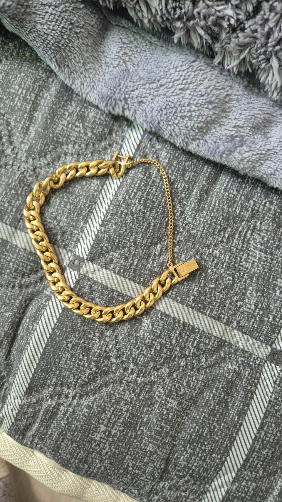 18k 금 판매합니다 가격 선제시해주세요