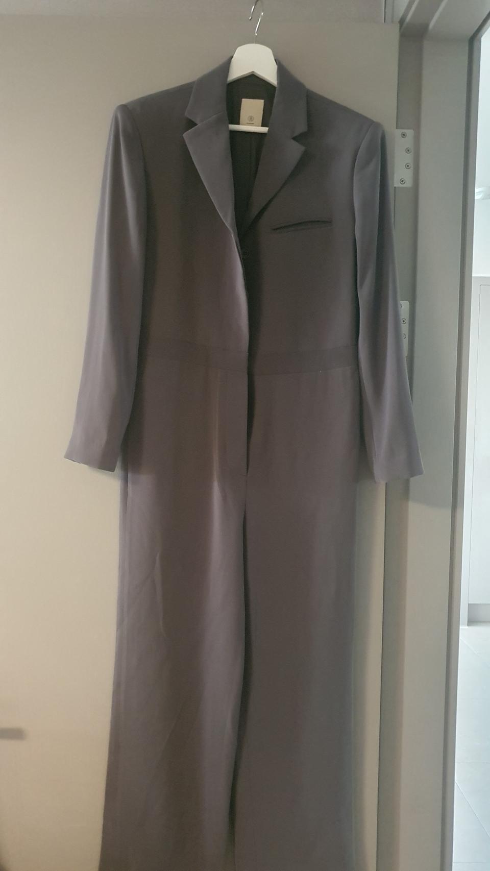 블러썸점프슈트