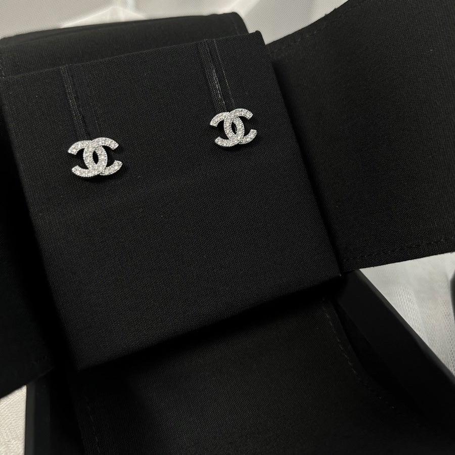 샤넬 귀걸이 미니실버 업사이클링 귀걸이