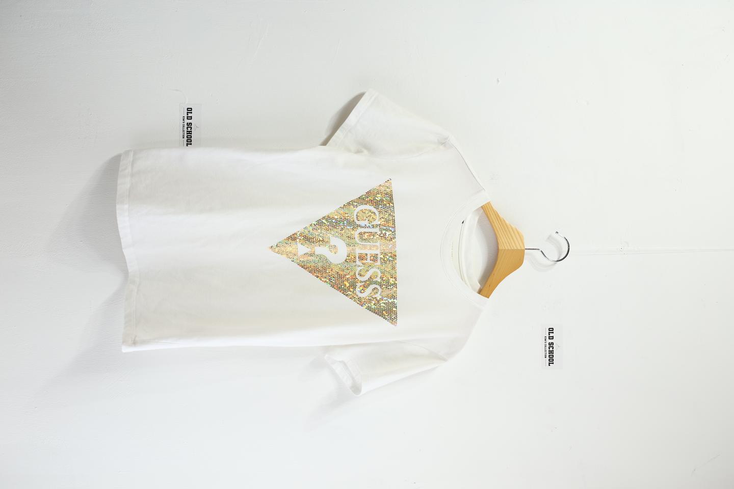 게스 빅로고 화이트 숏슬리브 티셔츠 M사이즈