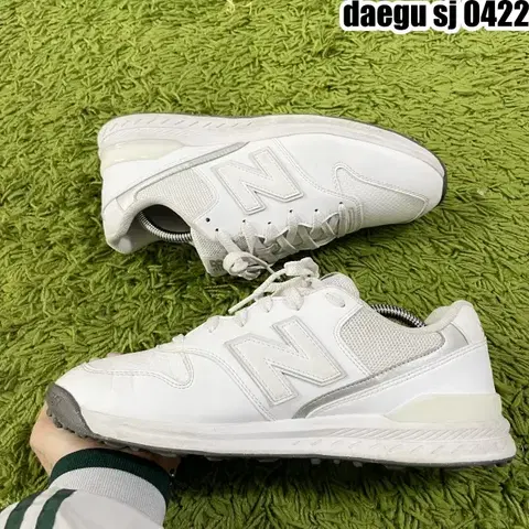 260 뉴발란스 996 화이트 스니커즈 운동화