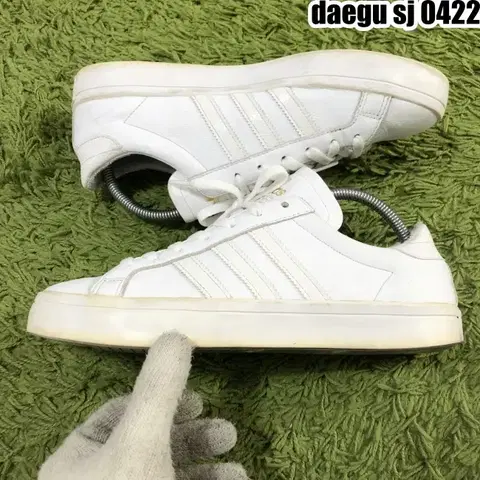 265 아디다스 코트밴티지 화이트 스니커즈 운동화