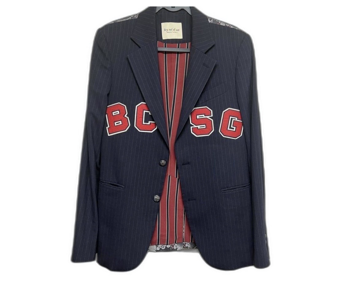 비욘드클로젯 올드스쿨 갱 시즌 컬렉션 블레이저