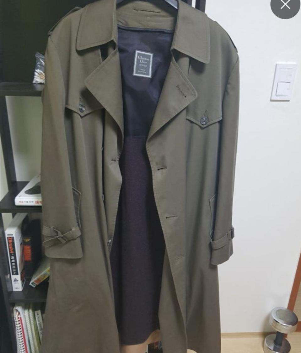 디올 코트 처분합니다.