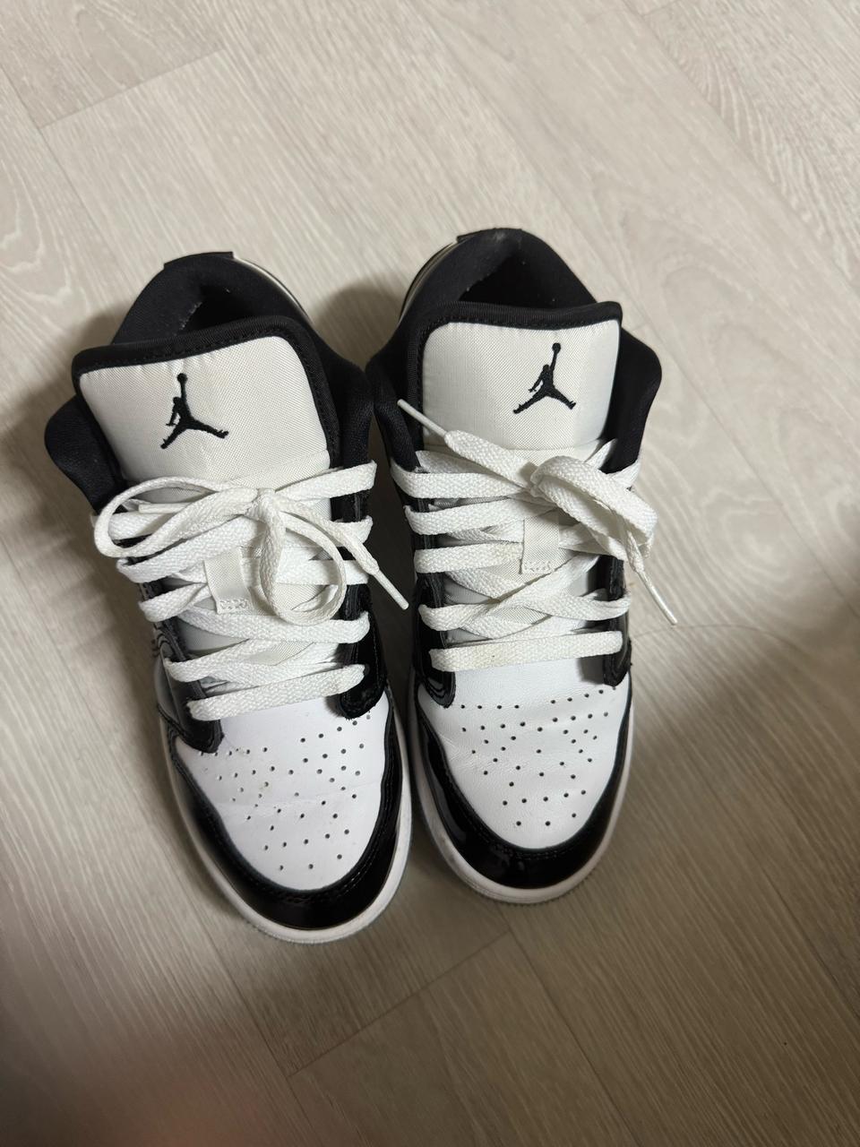 나이키 에어조던 1로우