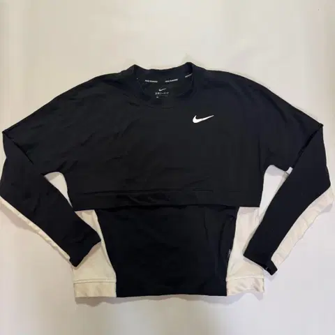 나이키 우먼스 써마 스피어 롱슬리브 탑(L사이즈)