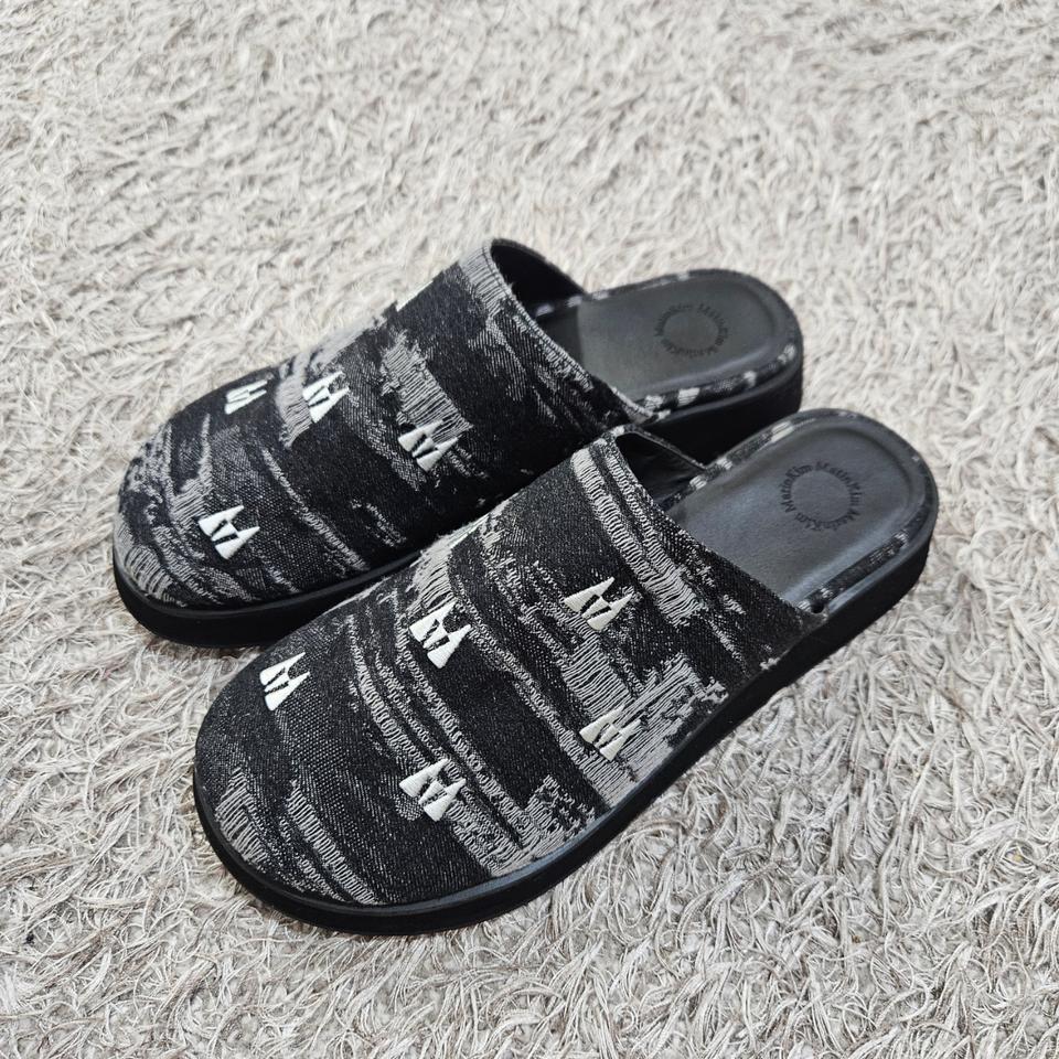 마틴김 슬리퍼 275 추천 핏플랍 나이키  탠디