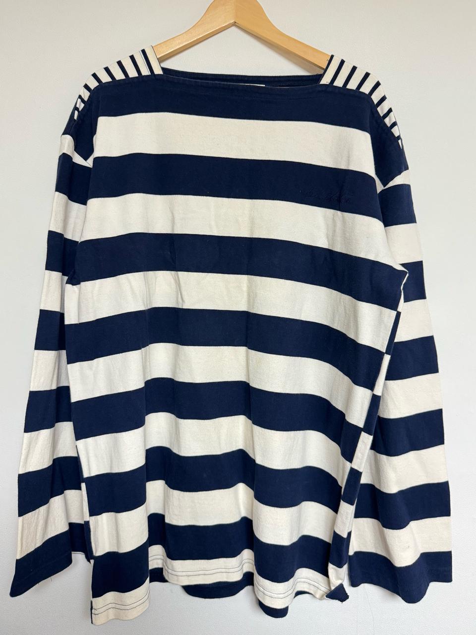 [푸시버튼 스트라이프 티셔츠 (XS)]